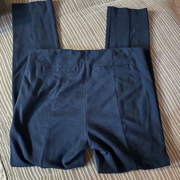 Cabi #814 navy pants side zipper size 8 - Picture 8 of 9